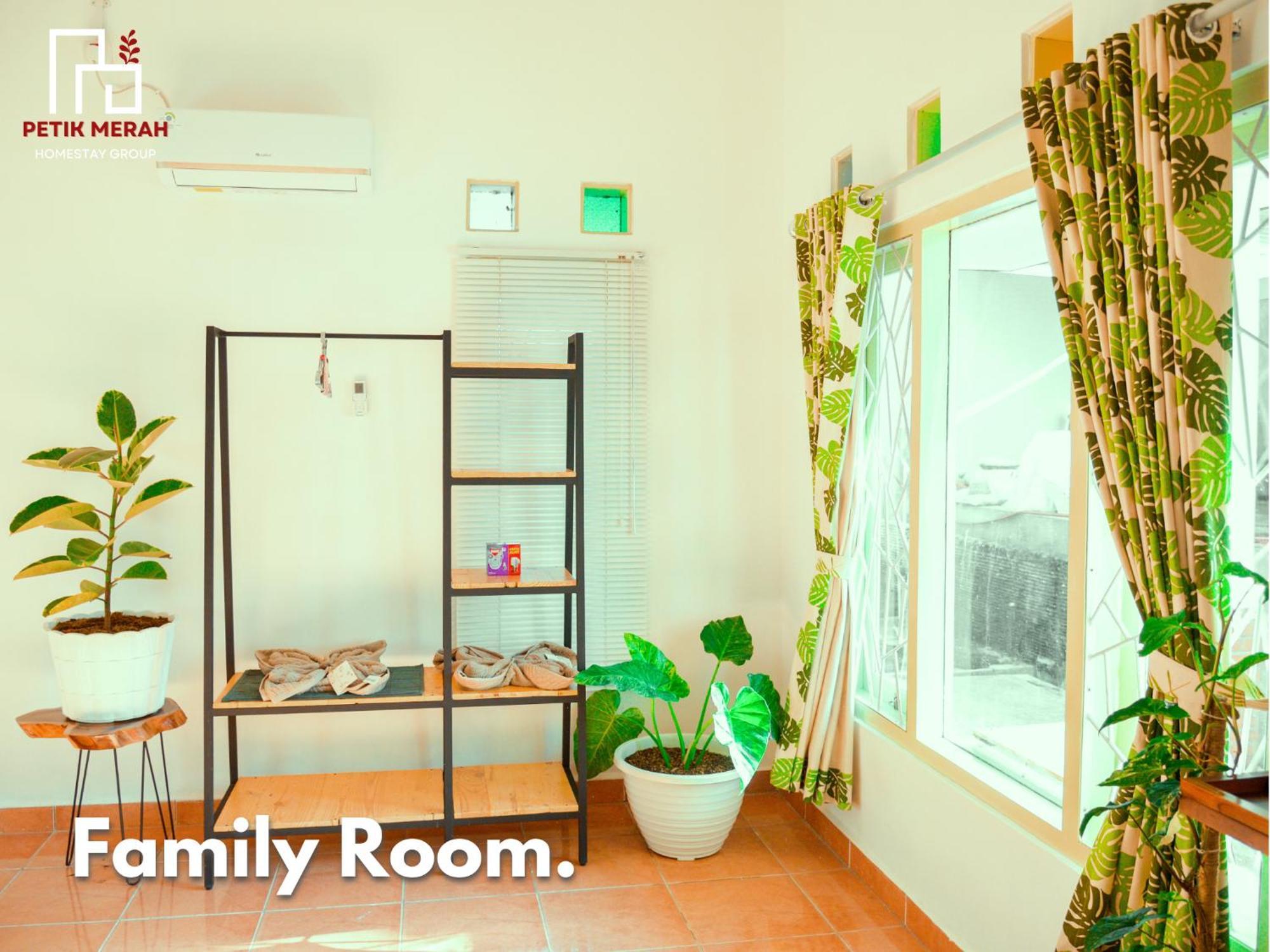 Petik Merah Homestay Pakualaman Экстерьер фото